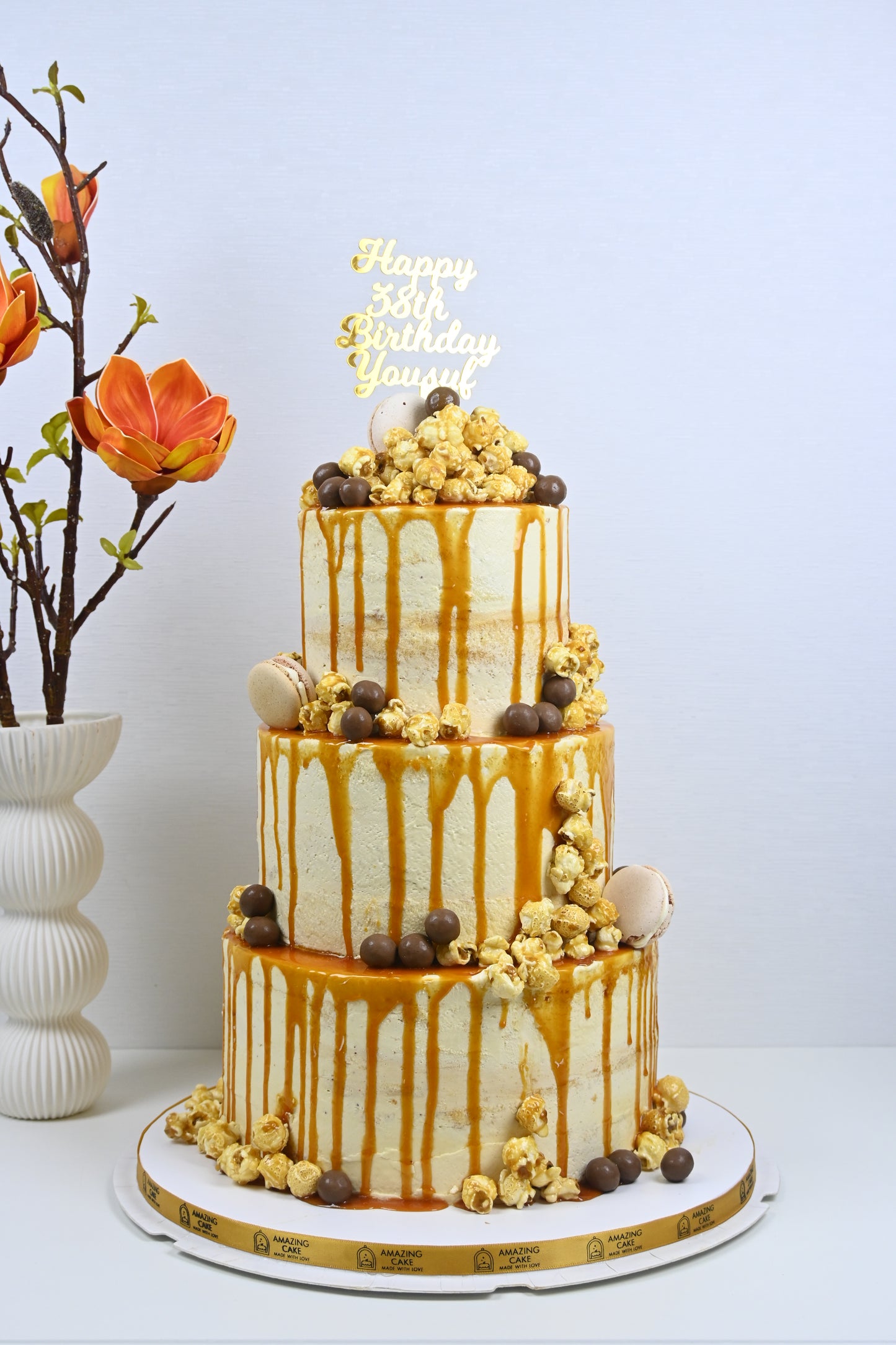 Vanila caramel popcorn cake