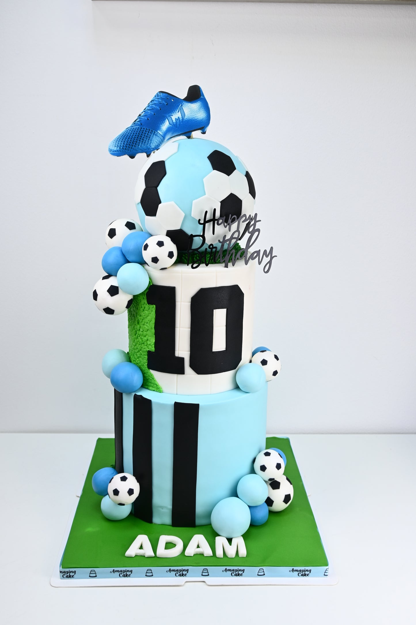 Football cake 11