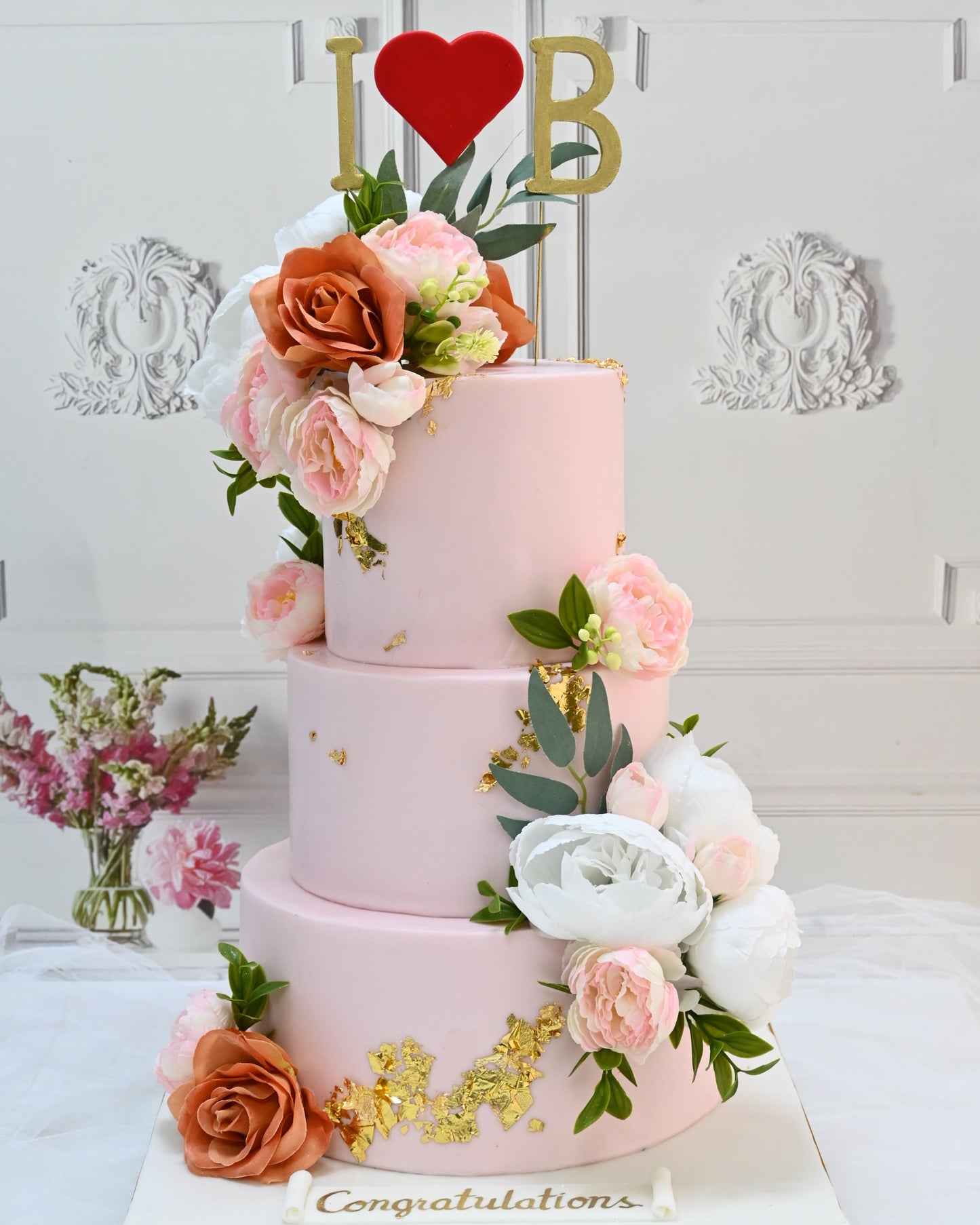 Floral wedding cake