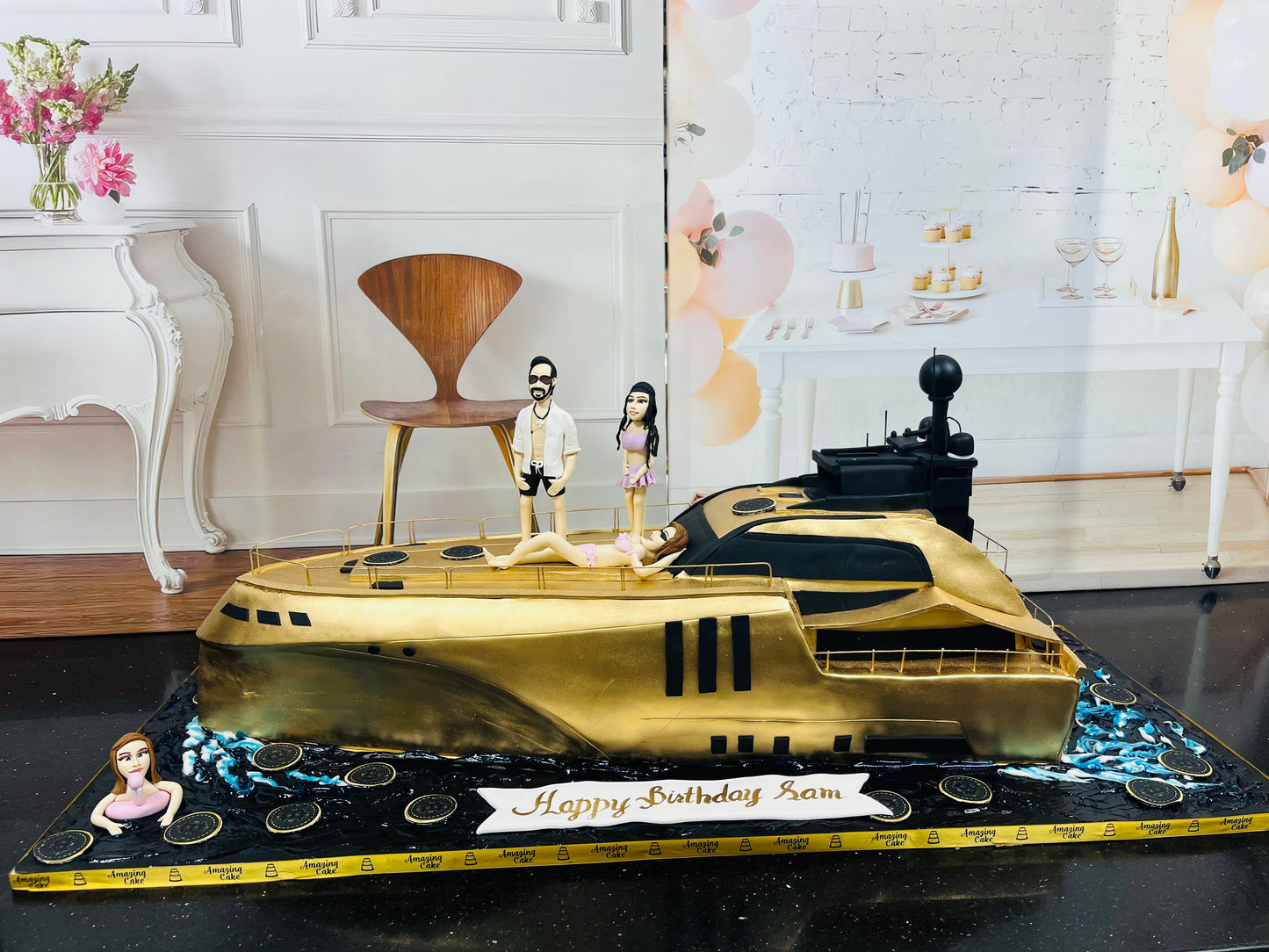 Golden Yatch cake