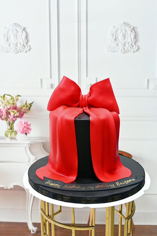 Red ribbon cake