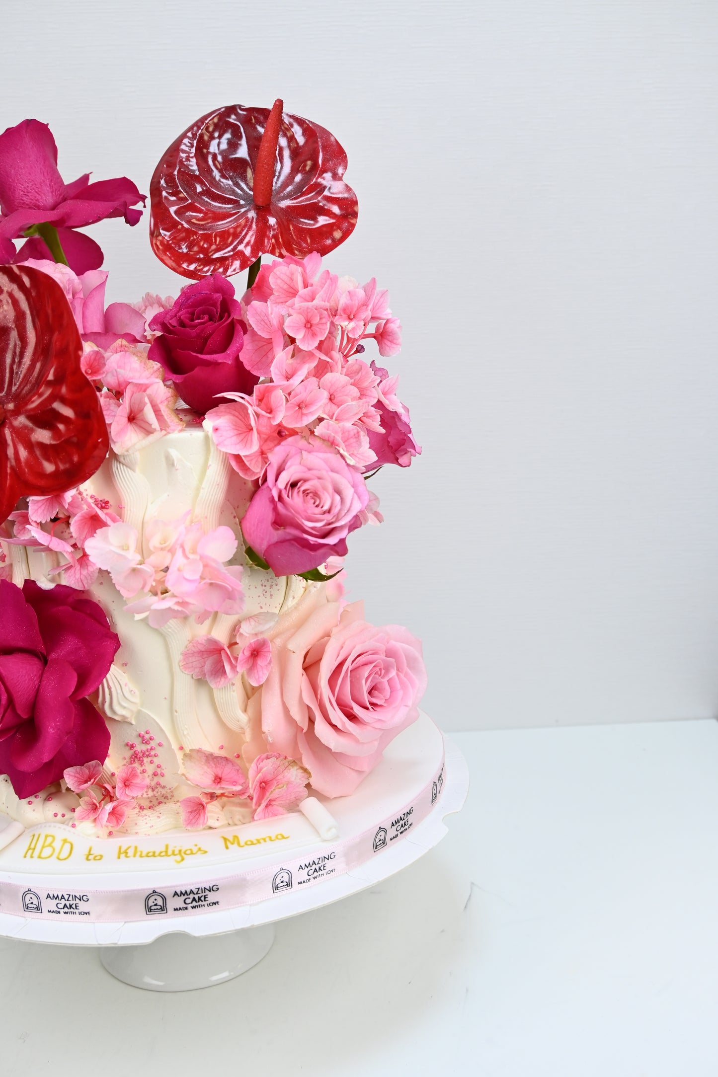 Floral cake for her