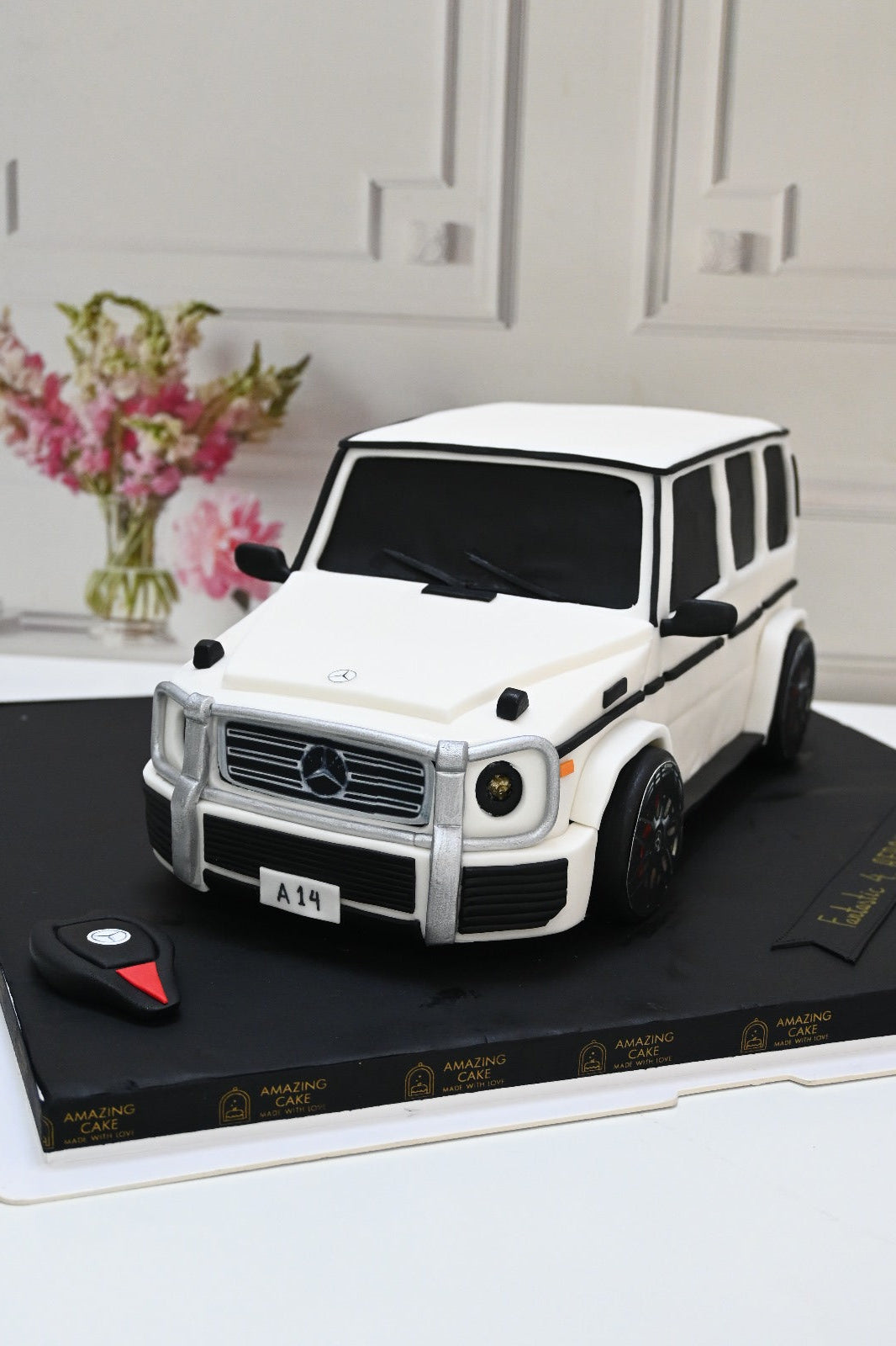 Mercedes-Benz G-Wagon Cake 3