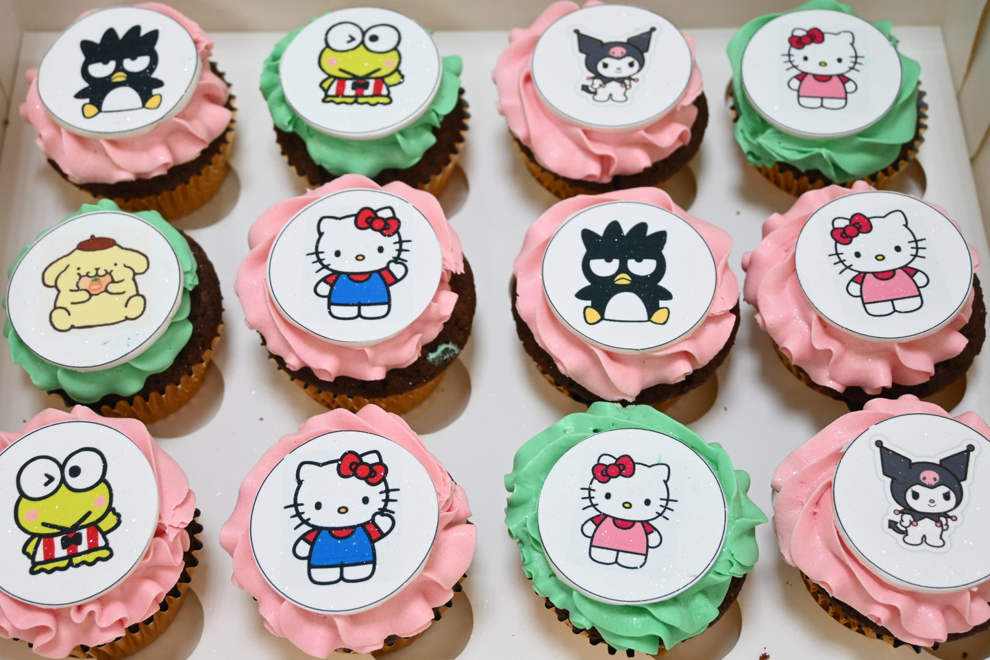 Hello Kitty Cup Cakes