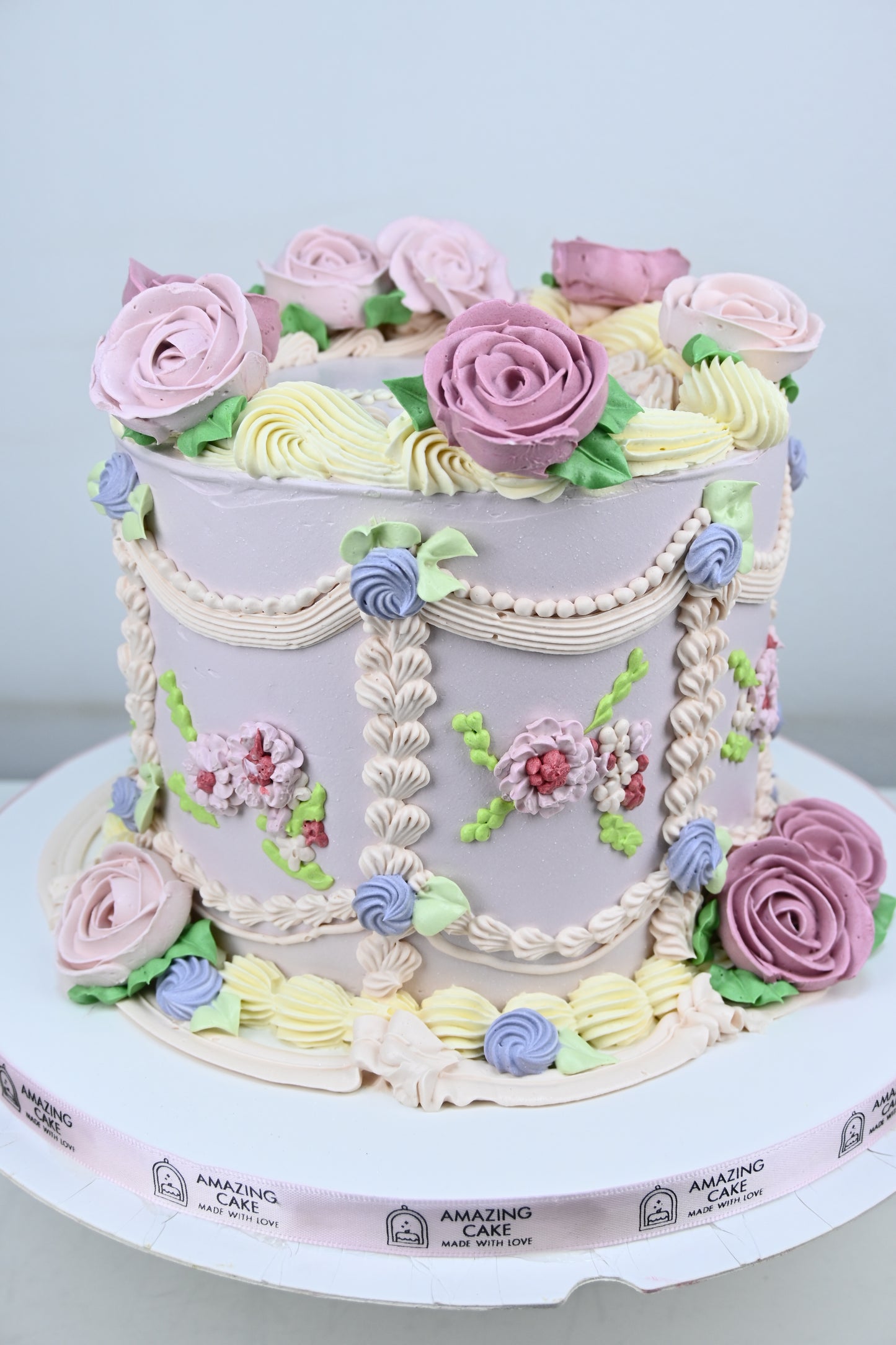 Vintage Floral Cake