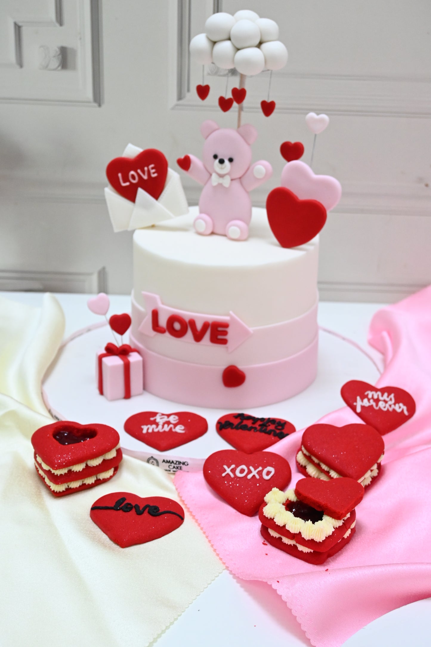 Valentine cake 3