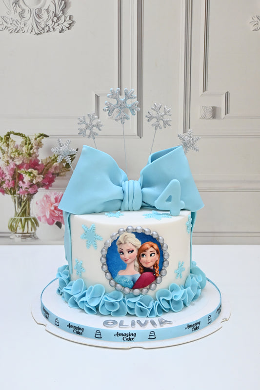 Elsa and Anna Cake 3