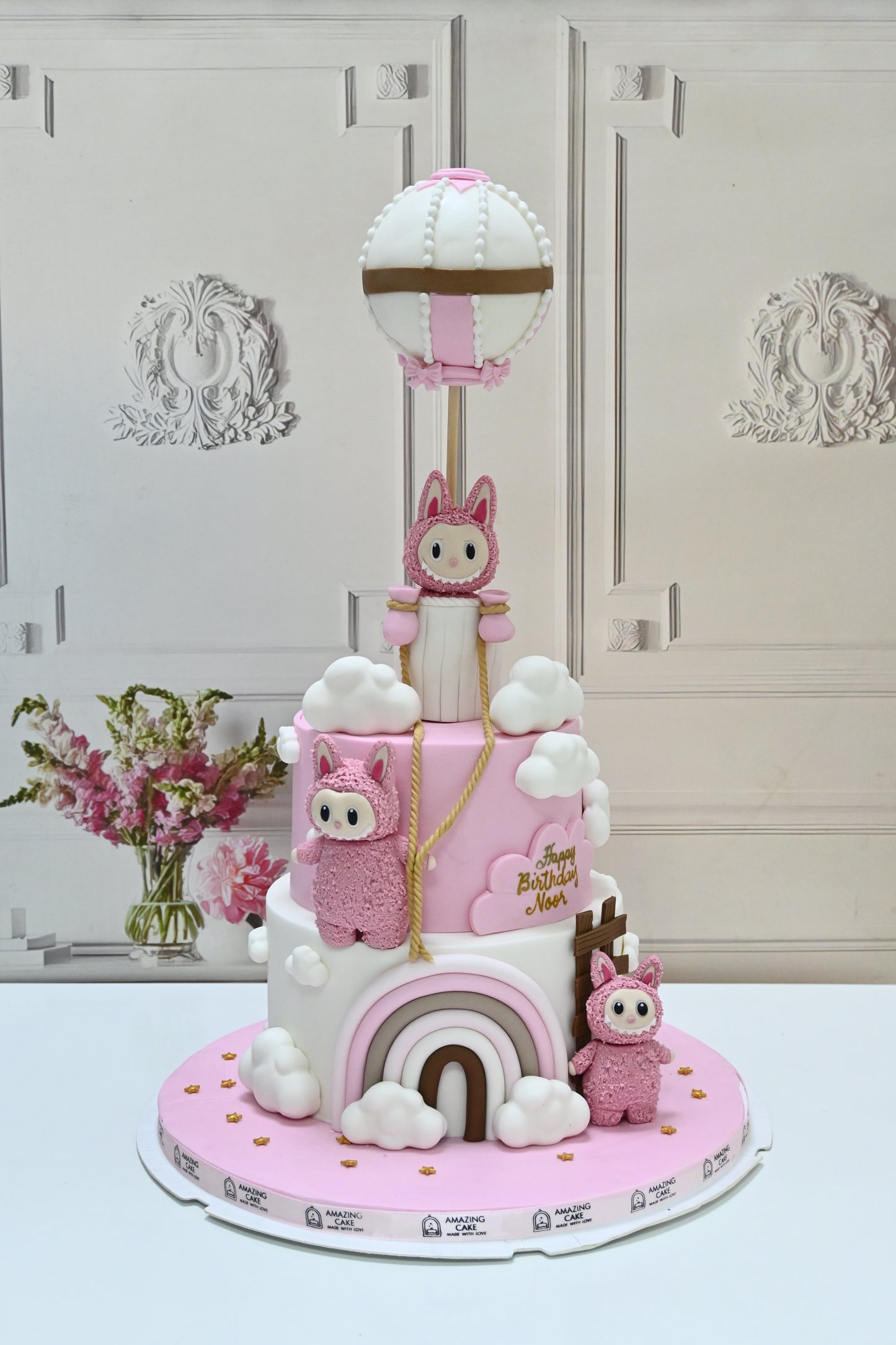 labubu cake 5