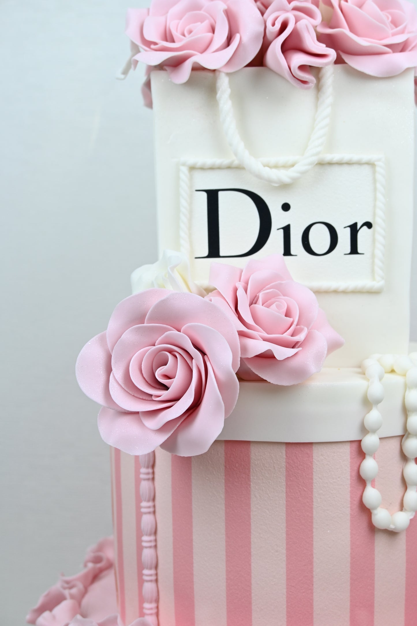 Dior theme cake