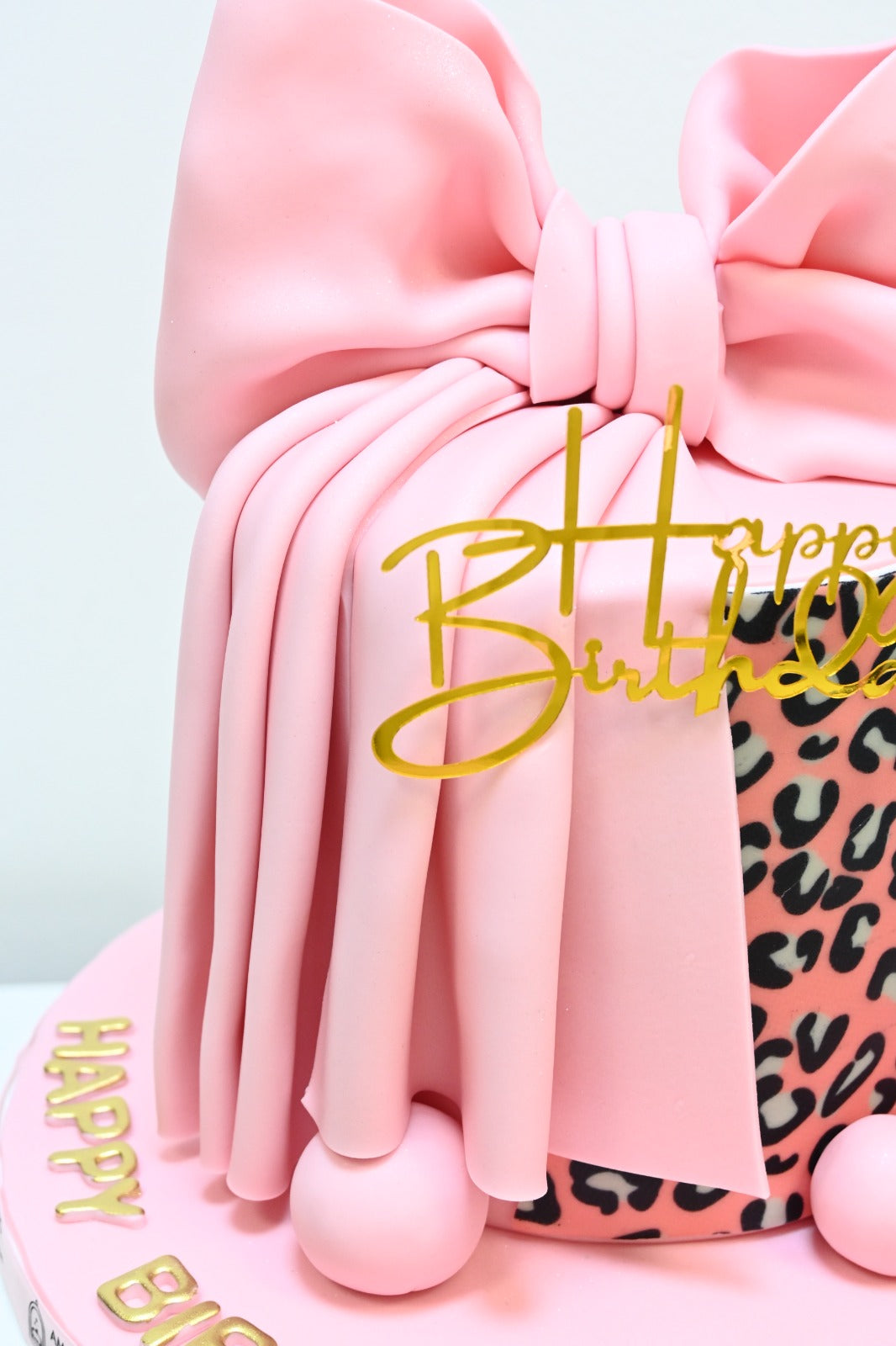 Pretty in Pink Glam Cake